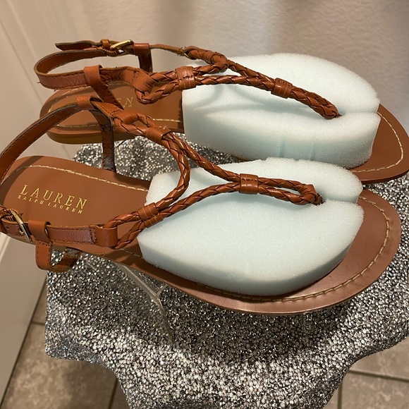 Ralph Lauren flat sandals. Size 9.5 B. Brown braided toe post style. Looks good! - Picture 2 of 5